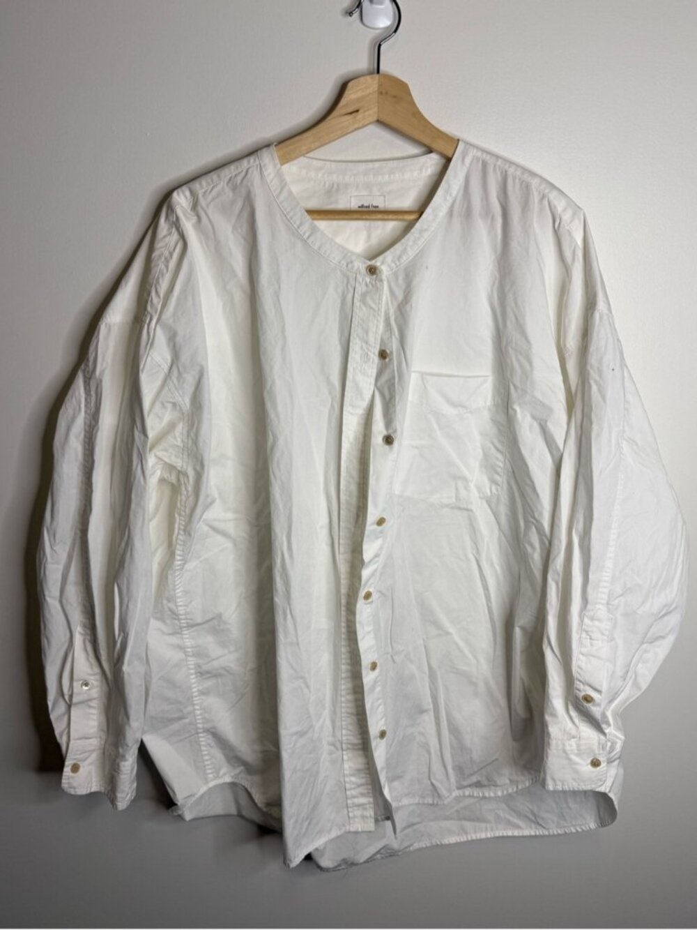 Aritzia Wilfred Free Relaxed Collarless Button Down Shirt Cotton white size XL